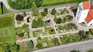 Spjellerup kirke by drone - musik Holy holy