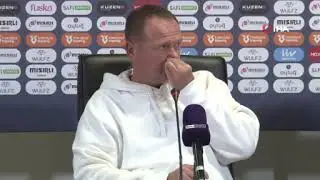 Marcel Licka: Eşekler gibi...