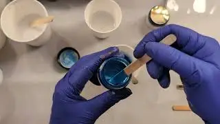 Trying the supernova technique from @petrajongbloed4425 #apexresin #moldsandshapes #resinart 