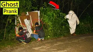 Scary Ghost Attack Prank at NIGHT || Watch 