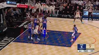 Dominick Barlow slams it home