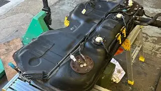 Subaru blobeye wrx fuel tank strip down