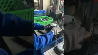 How to Mount a 100mm Stainless Steel Eccentric Axial Pressure Gauge with Front Flange?