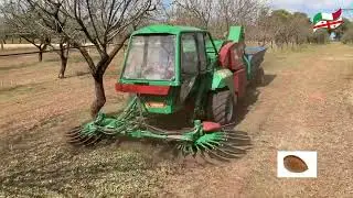 Mechanical self-propelled harvester SEMEK 1000