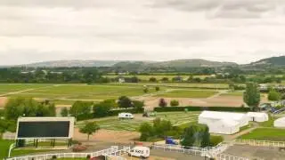 2010.08.20-Cheltenham-racecourse-Greenbelt-festival-setup-PhotoGlow-time-lapse-video-zoomed-in.mp4