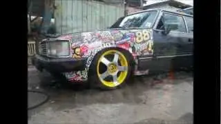 Auto Center INFRA-SOM: Aplica&ccedil;&atilde;o de Sticker Bomb