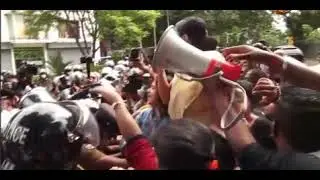 Hirunika Premachandra screaming for Ranil