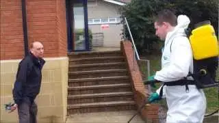 how not to spray with a Knapsack