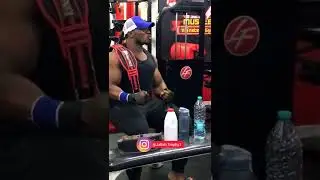 Golola Moses Aganye okwogela Oluzungu #comedy