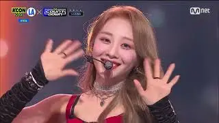 220915 이달의 소녀(LOONA) - Intro + Flip That @ Mnet KCON 2022 LA x M Countdown