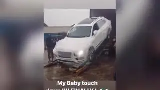 Davido buys Chioma another new $200k 2018 Bentley