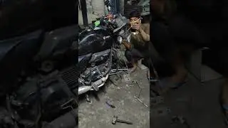 #Auto garage#trending video#hondabike #Splendor bike ka dirty shocker#viralvideo #splendor 🛵🛠️🛵🛠️🛵