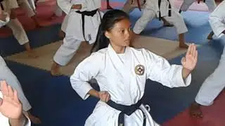 KARATE BKC - LATIHAN TATA GERAK