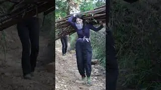 Winter has come. Let s cut firewood and go home to add warmth. Are you coming to my home t