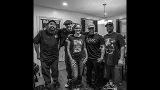 La Clika Podcast with Brian and Jamie Sims Coakley
