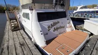 CRUISERS 3950 MOTOR YACHT, WALK AROUND