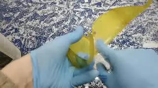 Manual plastic polishing. Easy way to repair safety glasses
