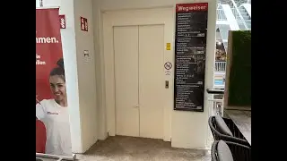 Hübschmann Aufzug, Baujahr 1995 bei Möbel Bernskötter in Mülheim an der Ruhr