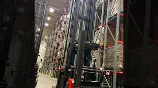 Linde K Series 5231 Man-Up Turret Truck