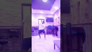 Am in the mood via the dancefloor with... 🎶#FamilyMatters - By @DrakeOfficial  🕺💃✨🚀