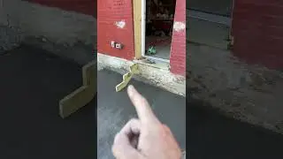 Building stair stringer