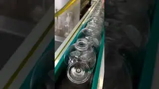 Automatic small box case corner small label folding labeling machine labeling video