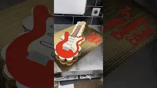 Electric Guitar Cupcake Cake❤️🎸 #cake #shorts