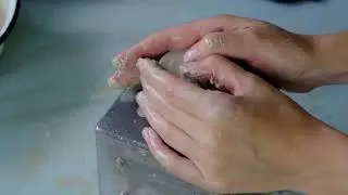 Tiny pottery wheel by BaradaxCeramics studio. Testing an experimental sample of the invention.