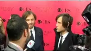 Kings of Leon (Caleb & Jared Followill) at Victoria's Secret Pink Carpet (Interview)