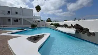 L124071   One bedroom apartment on gated complex with community pool
