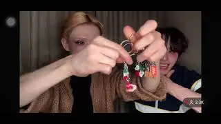 Xlov Wumuti & Haru livestream (not completely) Wumuti shows her new habit 