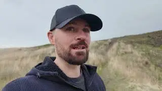 Стивен Келли осматривает водопады Пэлуз в штате Вашингтон.