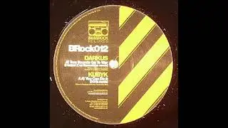 Darkus   2 Sounds Go To War (Control Z & Screwface Remix)