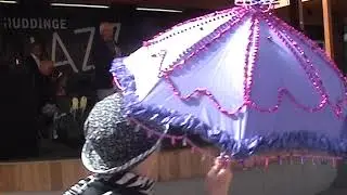 Clip 02