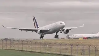 French Air Force One A330 - landing