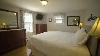 21 Vincenzo Drive, West Warwick, RI 02893