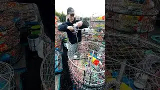 1 of 200 | Adding the Finishing Touches to a Commercial Crab Pot #crabbing #Fishing #dungeness