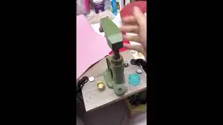 M&aacute;quina laser corte para fazer bot&otilde;es de capiton&ecirc;!!