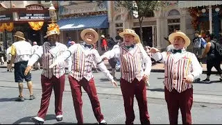 Dan the Star Man shows the Dapper Dans Barbershop Quartet in Disney Magic Kingdom 2024