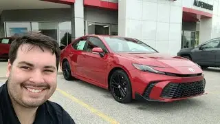 2025 Toyota Camry SE AWD in Supersonic Red