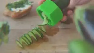 Cucumber Spiral Slicer
