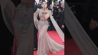 Urvashi Rautela With Bust Gold Bikini Diamond Bag @78th Cannes Film Festival ✨✨