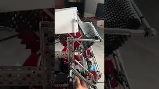 Successful color sort test #vexrobotics #vex #pushback #robotics #colorsorting