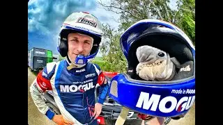 ADOLFEEN JEDE RALLY A JE Z TOHO V PRDELLY