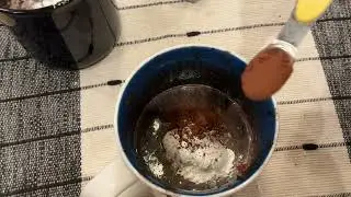 HERES HOW WE MAD OREO MUD CAKES!! HOPE YOU ENGOYYYYYY! 