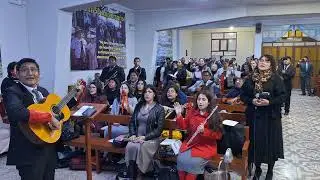 IMPP - Coro Arica Norte cantando la alabanza 