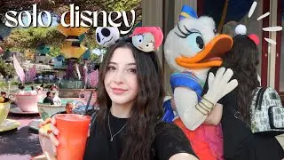 SOLO DISNEYLAND VLOG | pin trading, rides, halloween merch