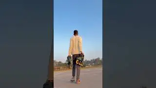 Girl vs boys skating 😄🥱#viralvideo #skater #skating #omg #trending #bhojpurisong