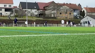 L&rsquo;AES 08 inaugure son terrain synth&eacute;tique avec une victoire historique