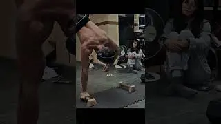 Regular calisthenics athletes 🥵💀 #frontlever #calisthenics #shorts #planche